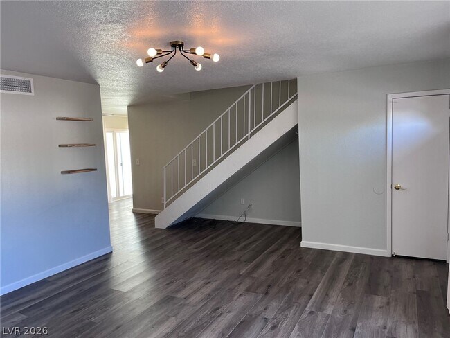 Building Photo - 3369 Medina Ct