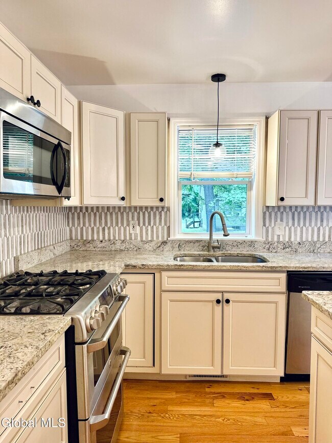 Building Photo - 21 Loughberry Rd