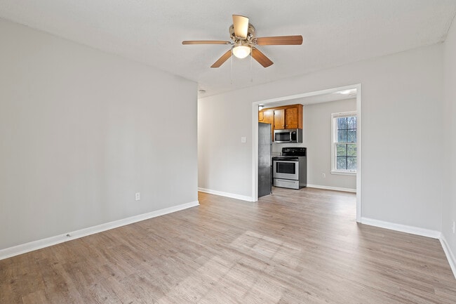 Building Photo - 2710 Cave Ave NW