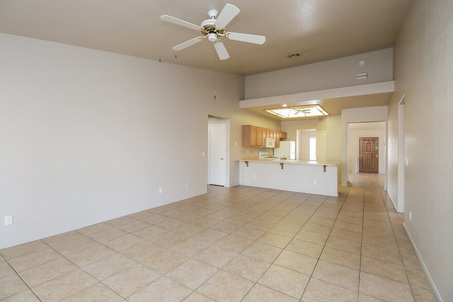 Building Photo - 6364 W Villa Rita Dr