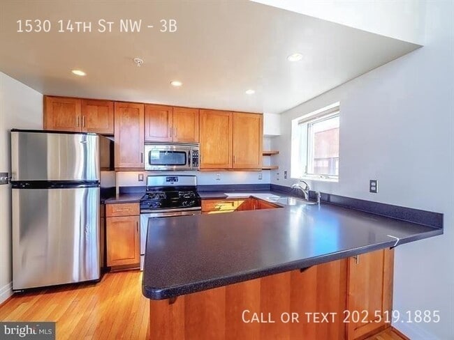 Building Photo - 1530 14th St NW