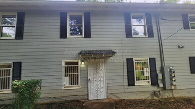 Building Photo - 2284 Alvin Dr NW