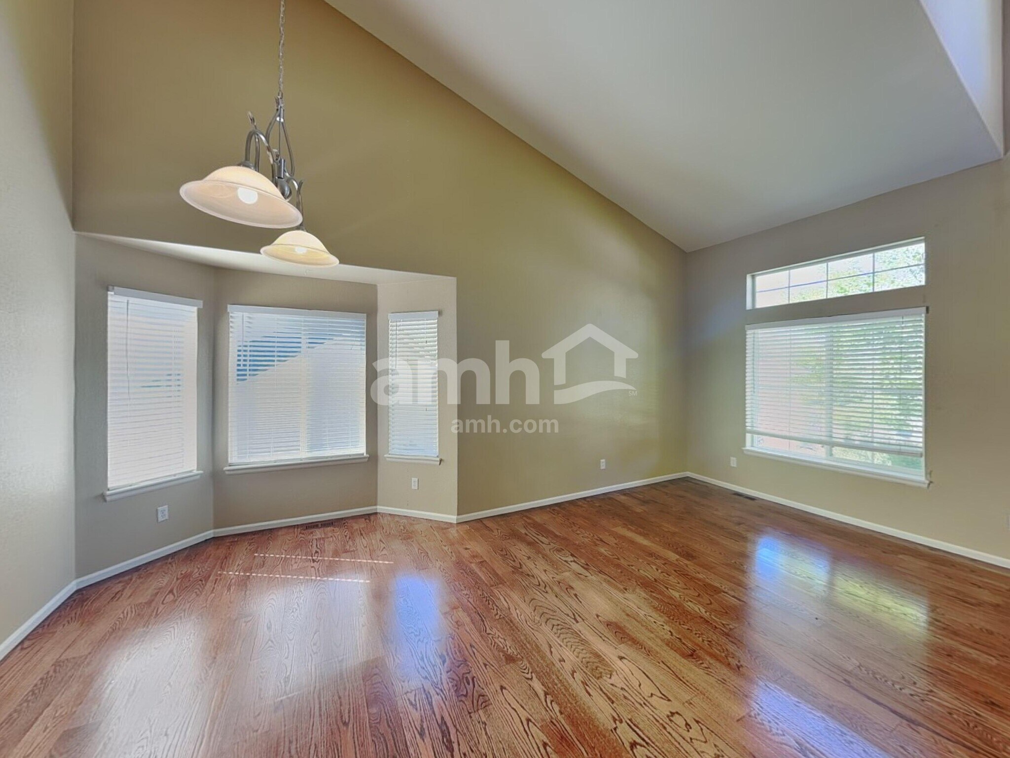 Building Photo - 22414 Quail Run Ln