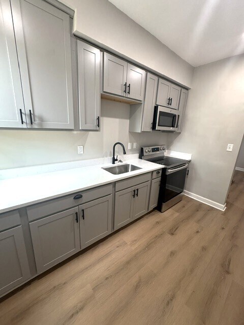 Building Photo - 2547 Park Heights Terrace