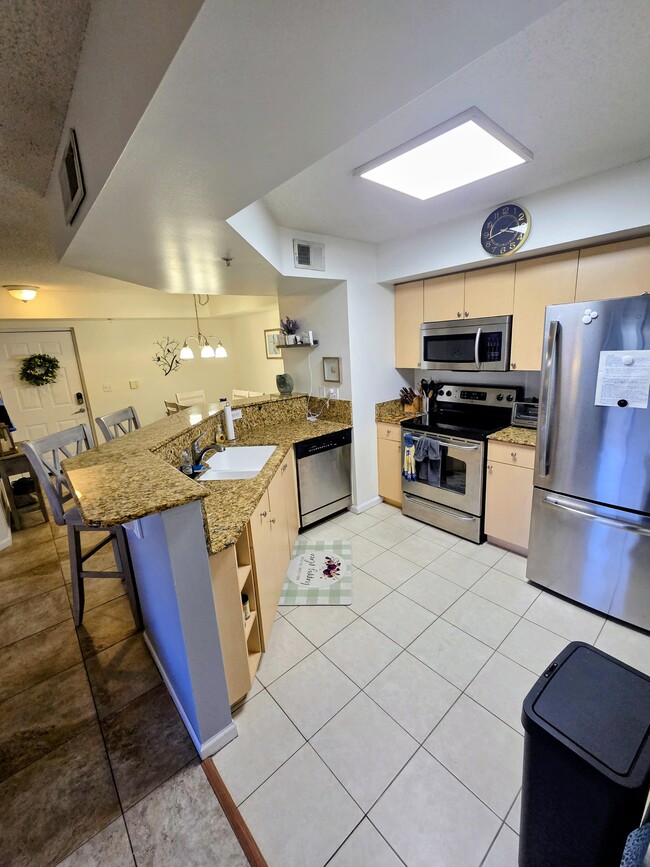 Building Photo - 3691 NW Mediterranean Ln