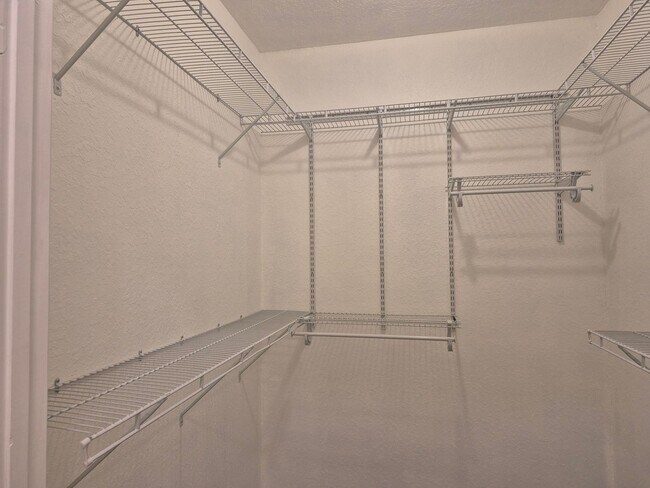 Building Photo - It's a lifestyle!