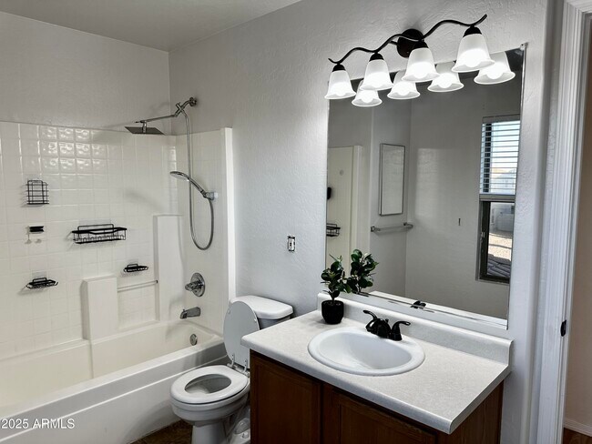 Building Photo - 3435 E Longhorn Dr