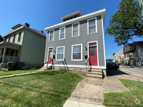 Building Photo - Summit 1153-1155 GW2