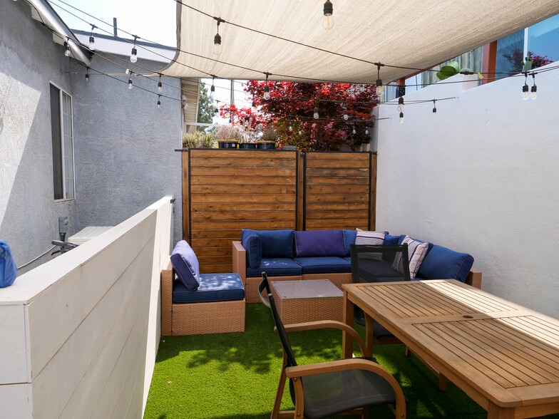 Building Photo - 3917 Tilden Ave