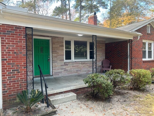 Primary Photo - 623 S Beltline Blvd