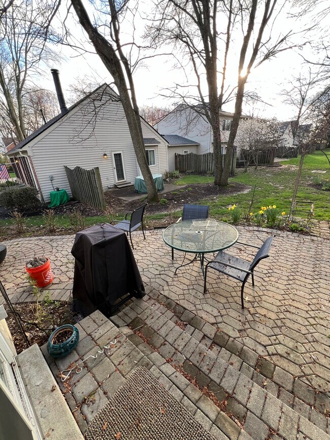 Building Photo - 10767 Fallsington Ct