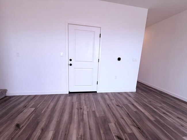 Building Photo - 4026 N Brent Ave