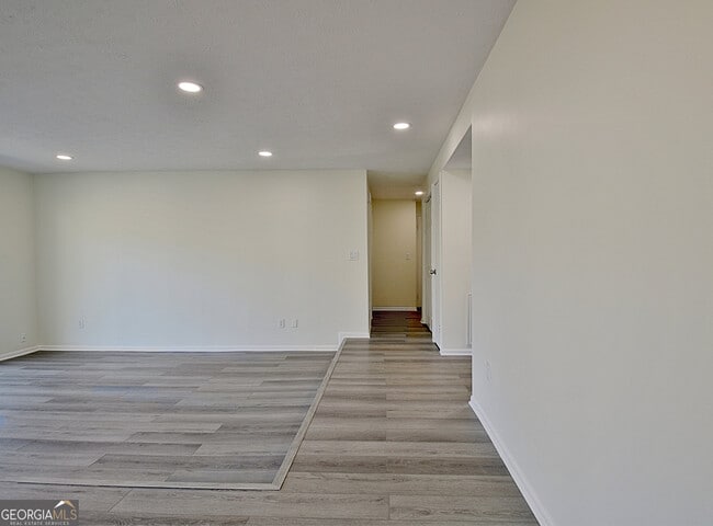 Building Photo - 103 Bay Point