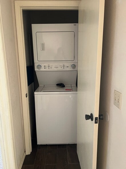 Building Photo - 8520 N 125th E Ave