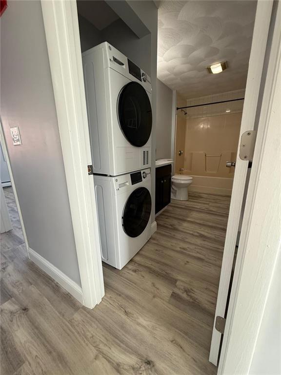 Building Photo - 61 Esten Ave