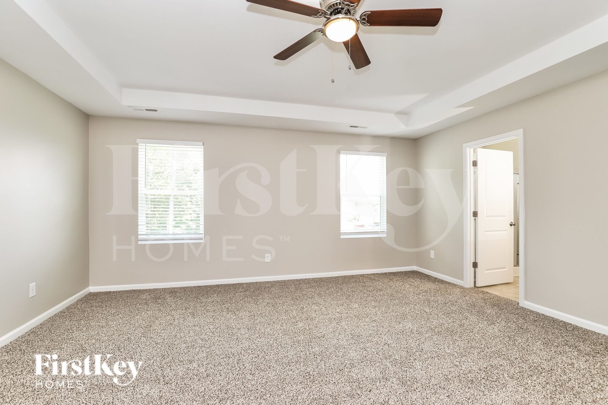 Building Photo - 3748 Streamside Dr