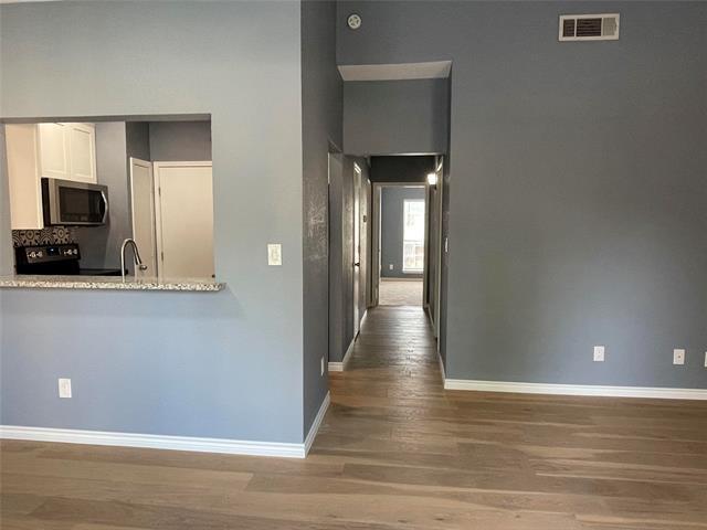 Building Photo - 8600 Coppertowne Ln
