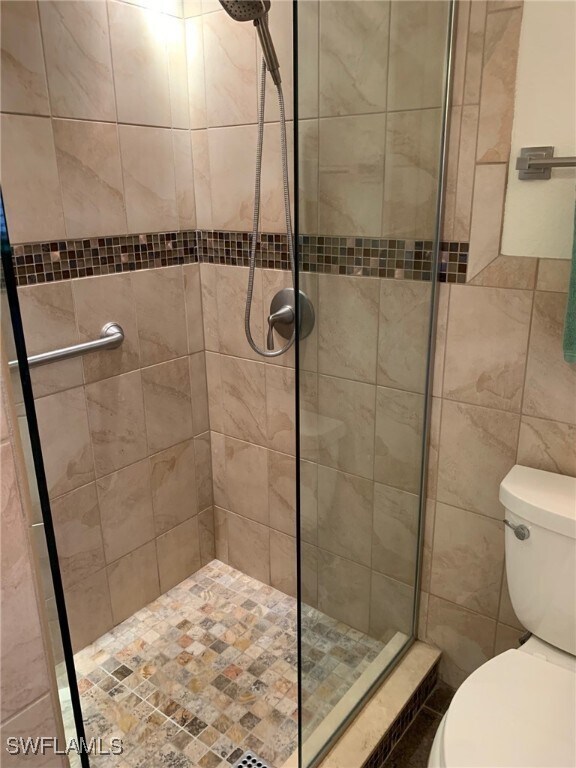 Building Photo - 7410 Lake Breeze Dr