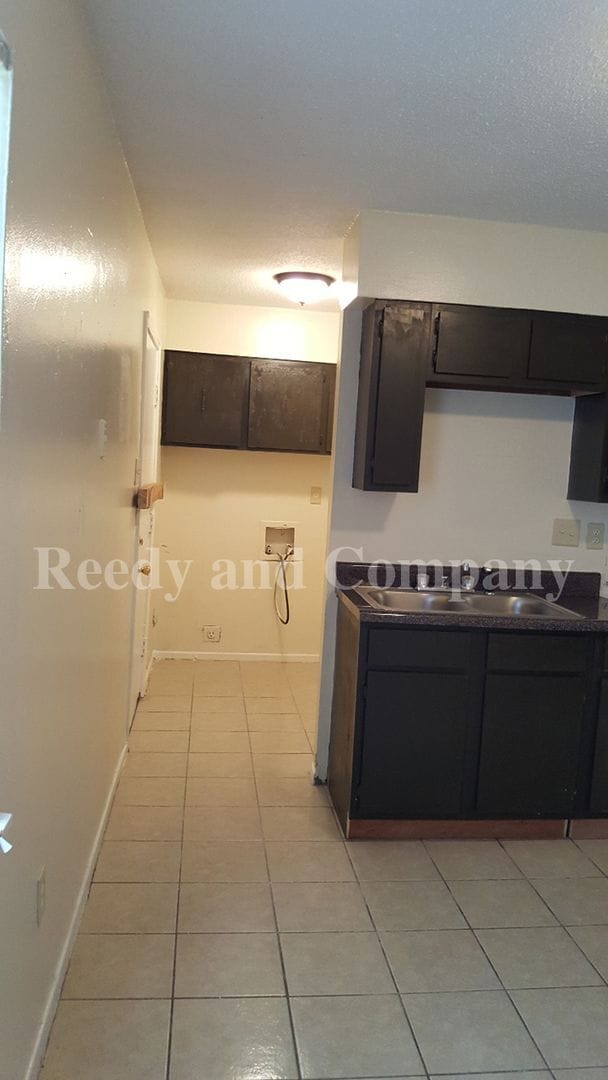 Building Photo - 3790 Jasmine Dr