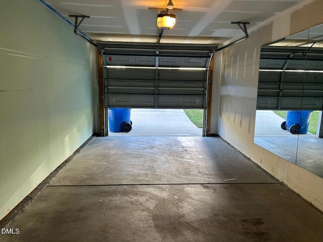 Building Photo - 1524 Ricochet Dr