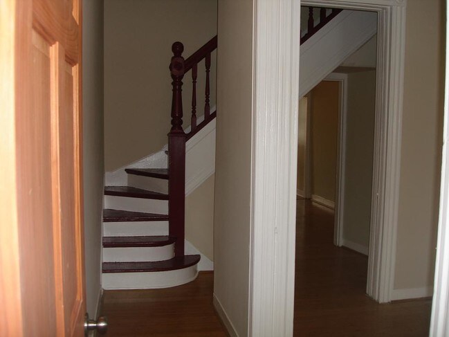 Building Photo - 223 N Luzerne Ave