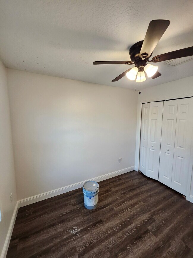 Building Photo - 13963 Econ Woods Ln