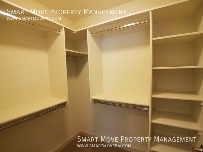 Building Photo - 3308 E Front Runner Ln
