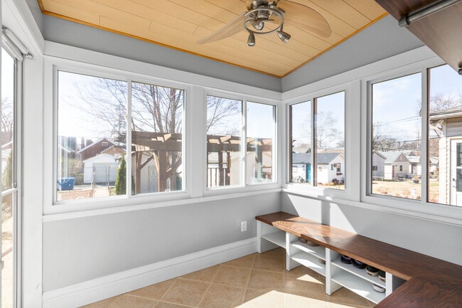 Building Photo - 5504 Itaska St