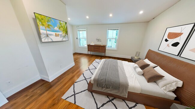 Building Photo - 39 Juniper St