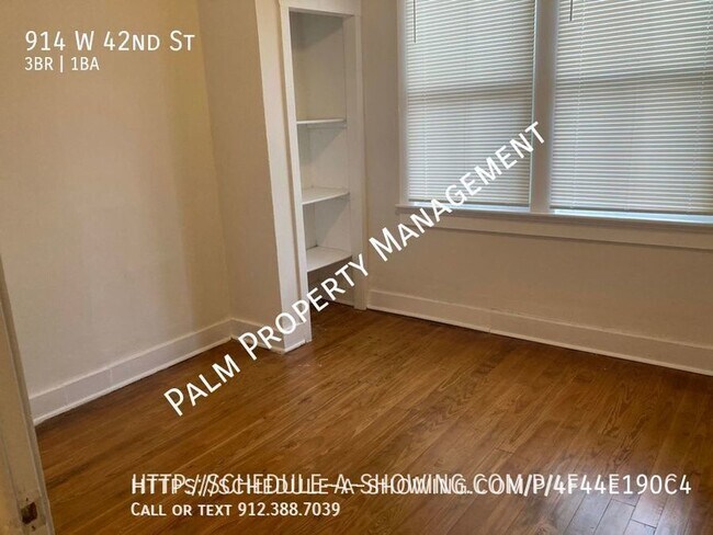 Building Photo - 914 W 42nd St