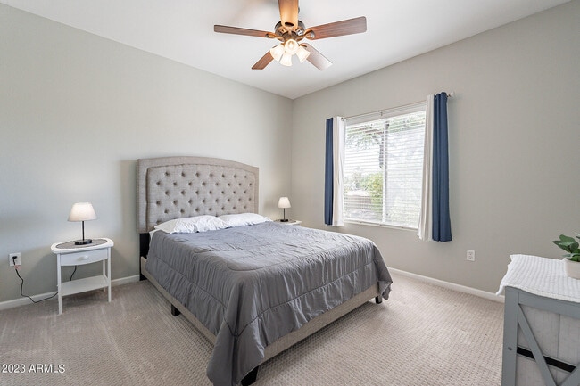 Building Photo - 5335 E Shea Blvd