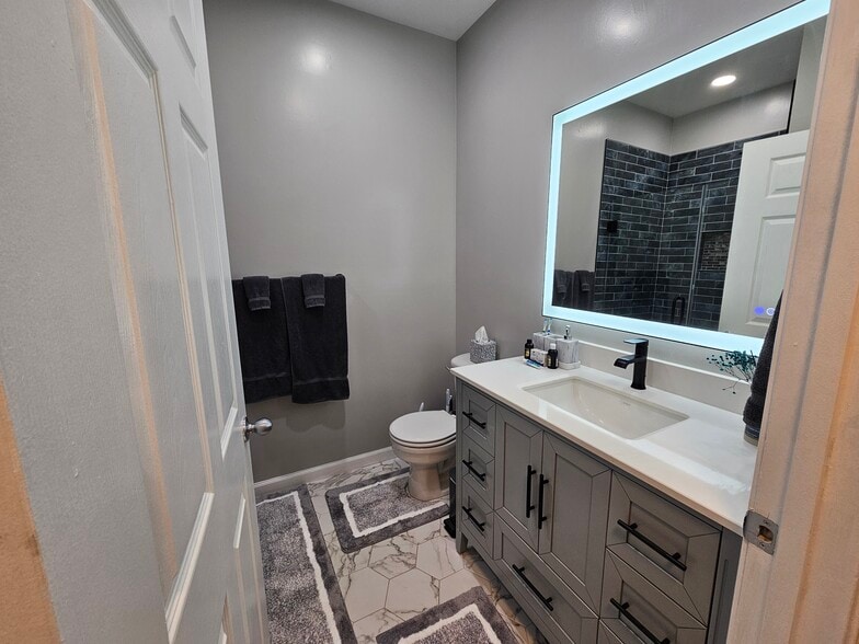 Bathroom #2 - 46602 Ellicott Sq