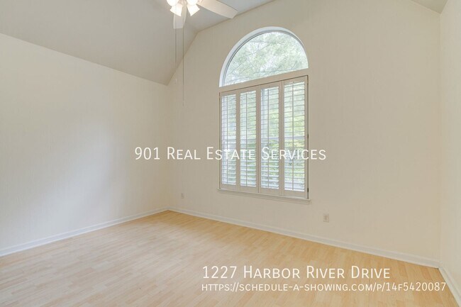 Building Photo - 1227 Harbor River Dr