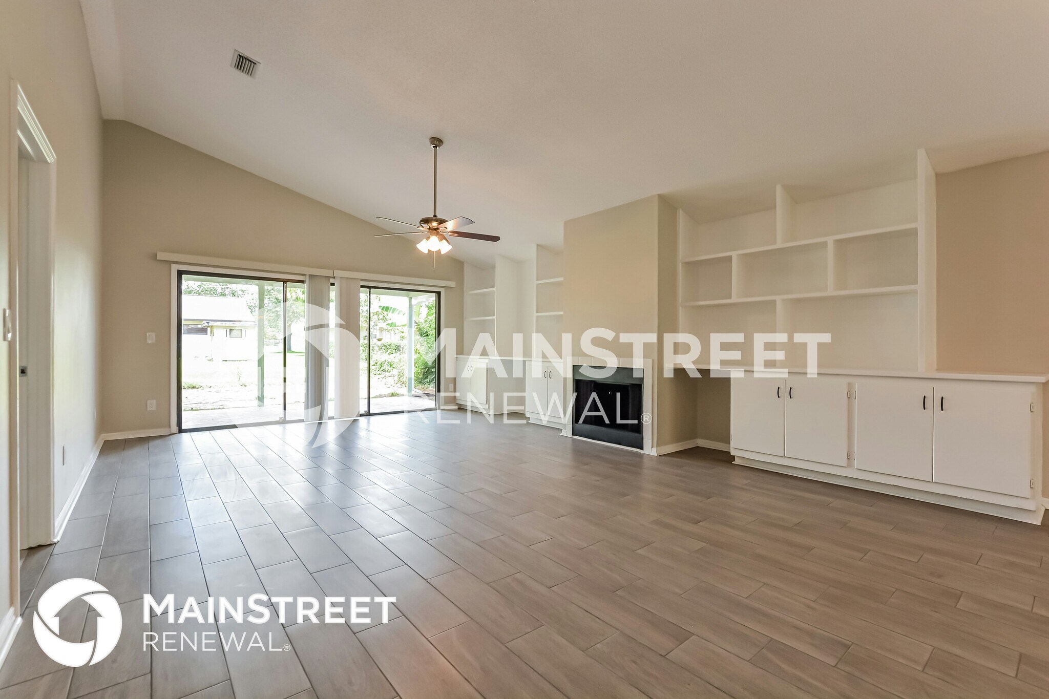 Building Photo - 969 Belleflower Dr