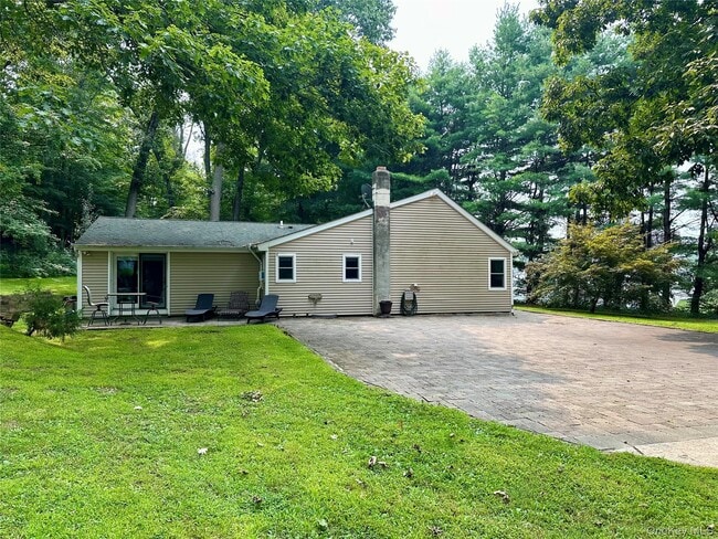 Building Photo - 120 Cranberry Dr