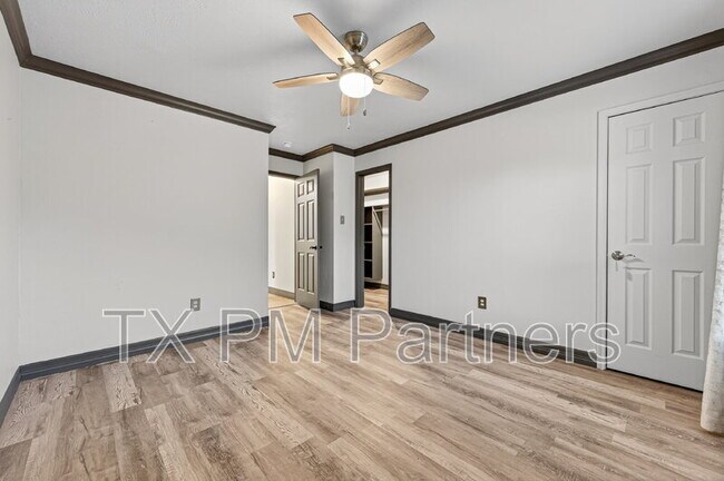 Building Photo - 23410 Stratsborough Dr