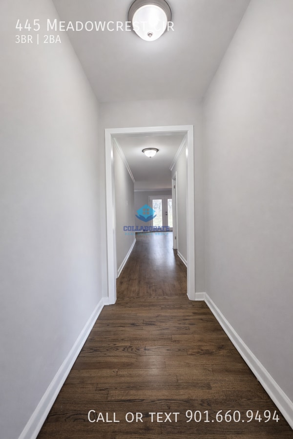 Building Photo - 445 Meadowcrest Cir