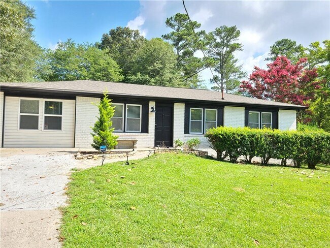 Building Photo - 4345 Clare Ln