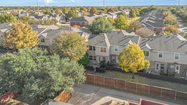 Building Photo - 4613 Penelope Ln