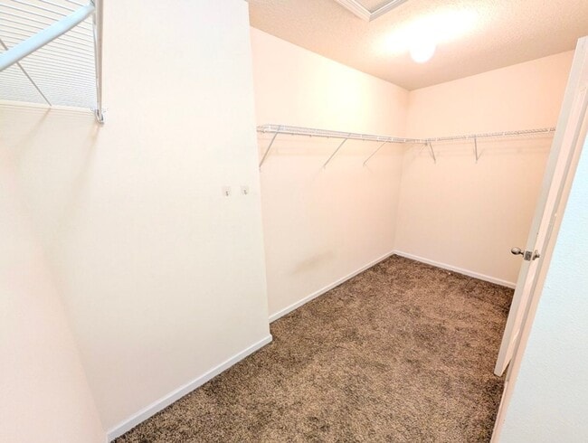 Building Photo - Spacious 5 Bedroom, 3 Bathroom Home with Flex Room, Loft & Pond View