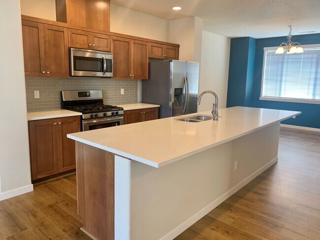 Building Photo - 28609 SW Villebois Dr N