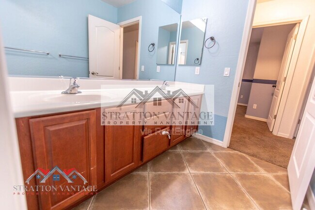 Building Photo - 21748 E Escalante Rd