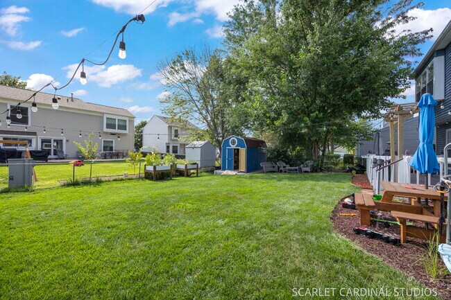 Building Photo - 309 Newport Ln