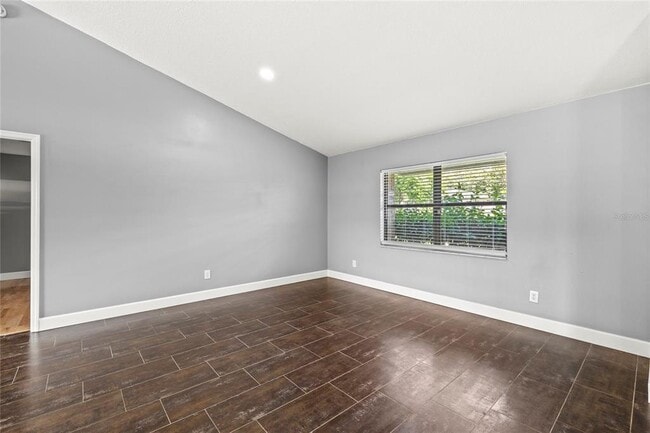 Building Photo - 9508 Pine Terrace Ct