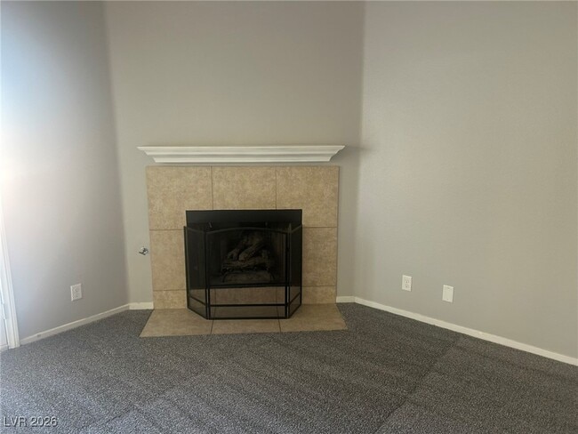 Building Photo - 948 Chaps Cir