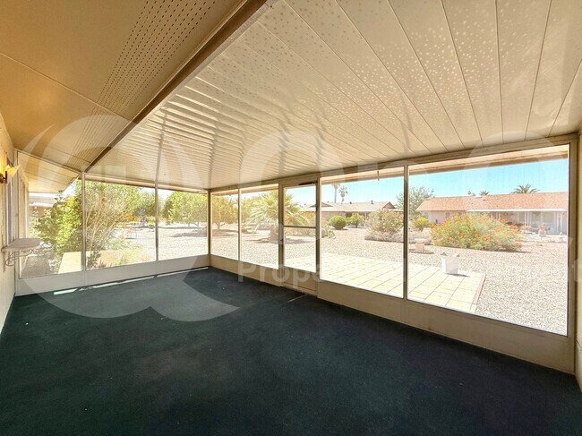 Building Photo - 10733 W Loma Blanca Dr