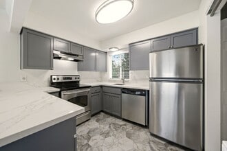 Building Photo - 1922 NW 143rd Ave