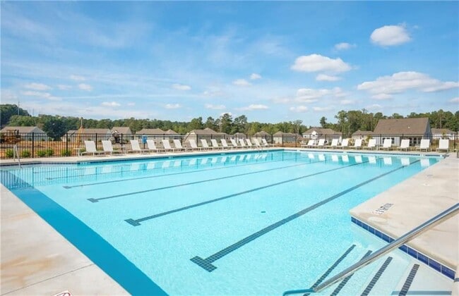 Building Photo - 2645 Quarterdeck Dr