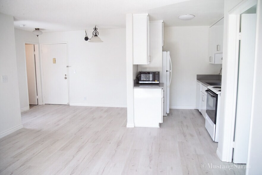 Building Photo - 5840 Benner St