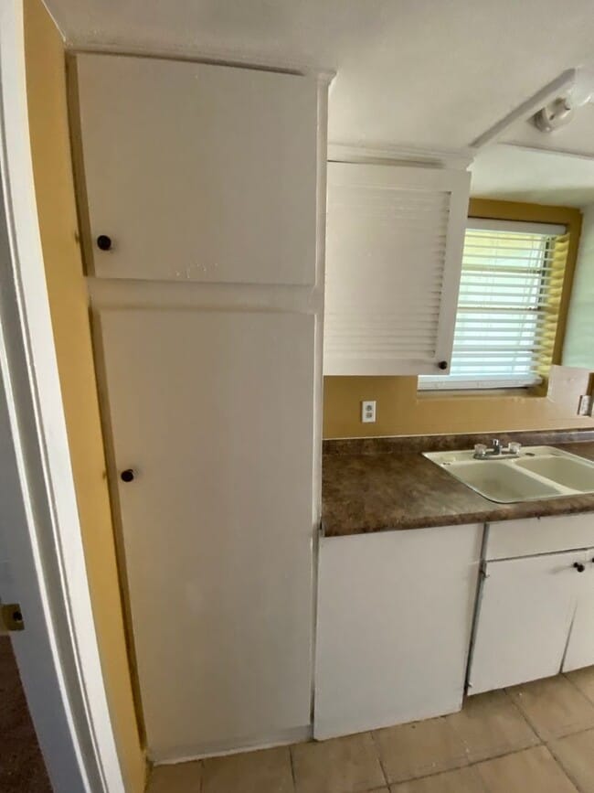 Building Photo - Freshly Renovated 3 Bedroom Home for Lease in North Shreveport